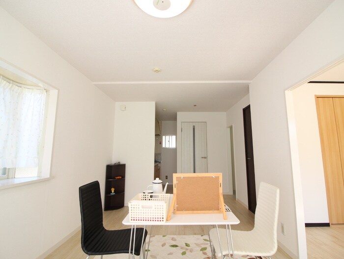 物件内観写真12　(居室)