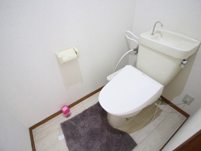 物件内観写真14　(トイレ)