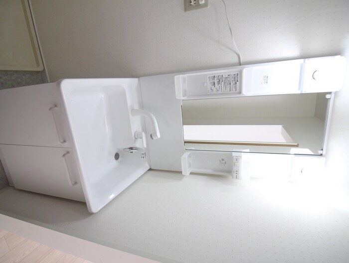 物件内観写真16　(洗面)