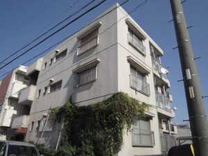 ハイツ岩上外観写真