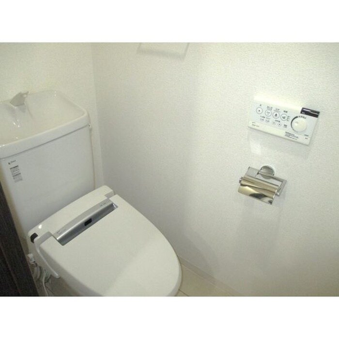 物件内観写真12　(トイレ)