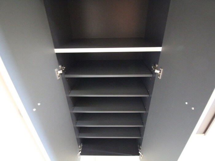 物件内観写真18　(靴箱)