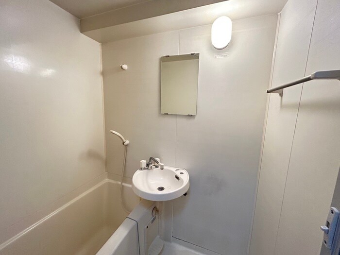 物件内観写真12　(洗面)