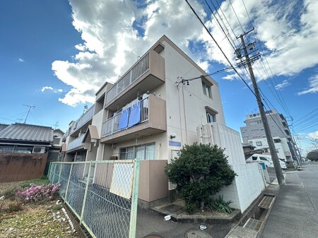 リバ－コ－ト二子外観写真