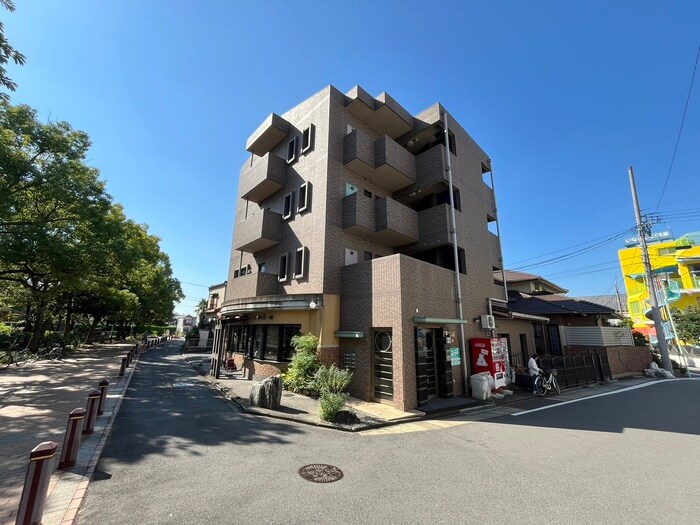 物件外観写真5　(外観写真)