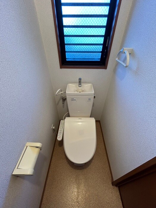 物件内観写真13　(トイレ)