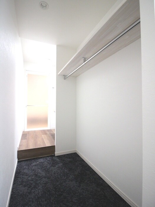 物件内観写真9　(収納)