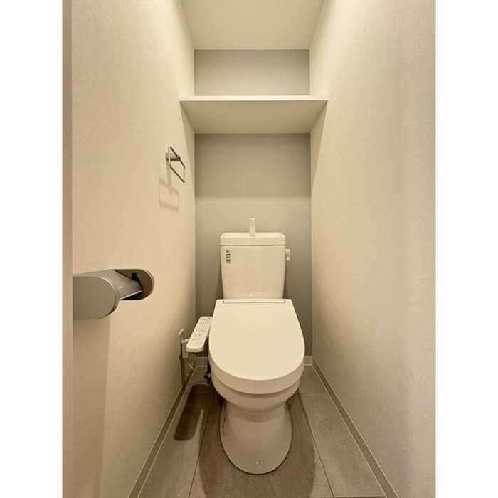 物件内観写真5　(トイレ)