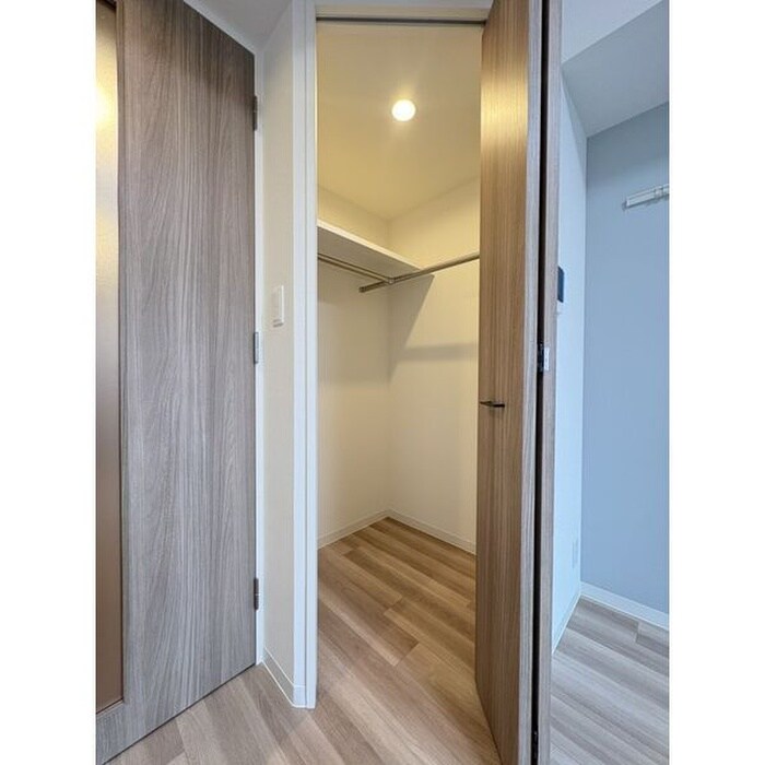 物件内観写真5　(収納)