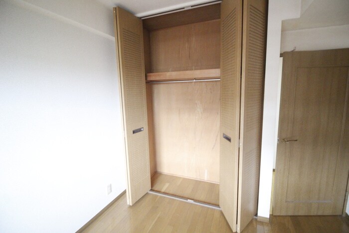 物件内観写真12　(収納)