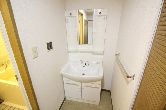 物件内観写真14　(洗面)