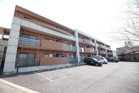 ＣＡＳＡ　ＢＡＳＳＯ外観写真