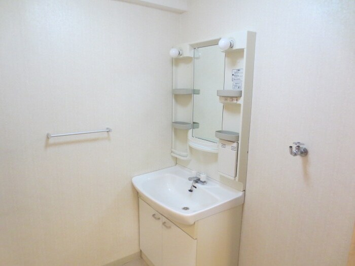 物件内観写真9　(洗面)