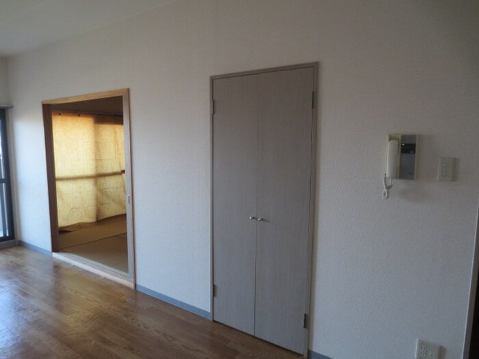 物件内観写真21　(収納)