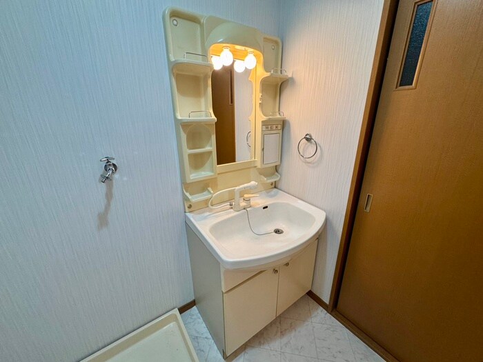 物件内観写真10　(洗面)