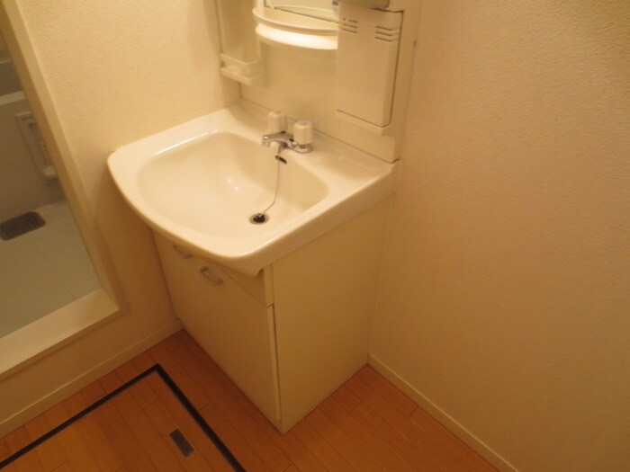 物件内観写真6　(収納)