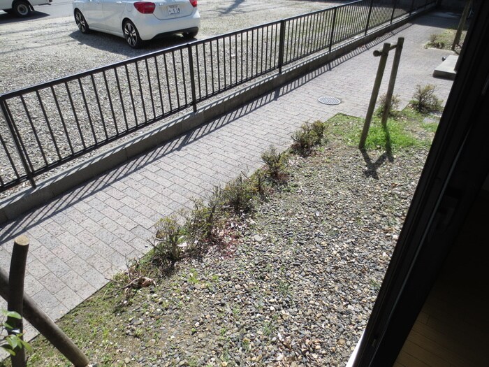 物件内観写真9　(ベランダ・バルコニー)