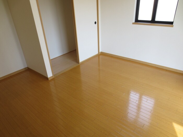 物件内観写真12　(居室)