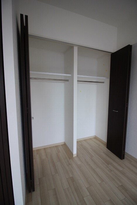 物件内観写真10　(収納)