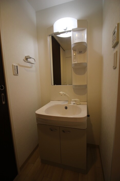 物件内観写真15　(洗面)