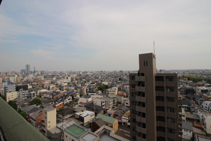 物件内観写真18　(室内からの展望)