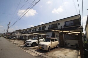 ガーデンハウス白山外観写真