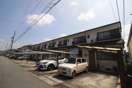 ガーデンハウス白山外観写真