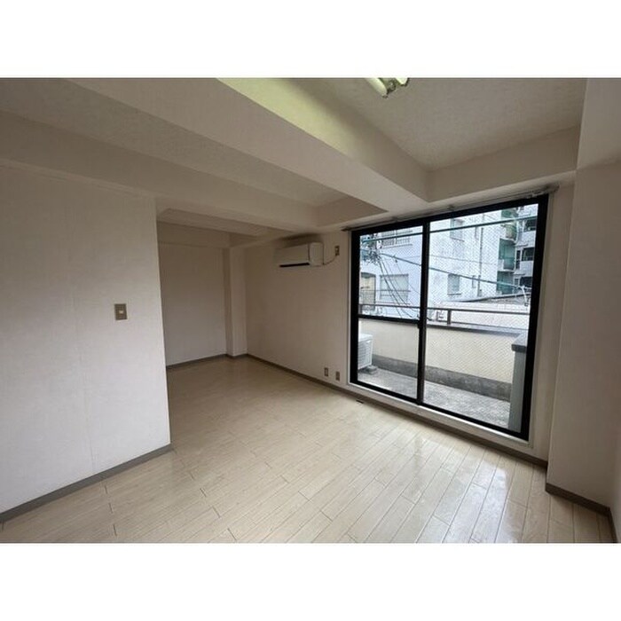 物件内観写真8　(内観写真)