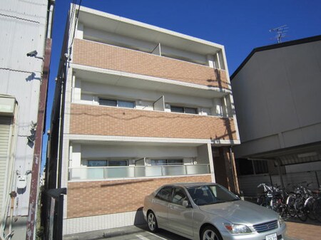 ラ・ヴィアンパレスⅡ外観写真