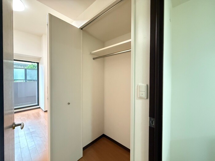 物件内観写真9　(収納)