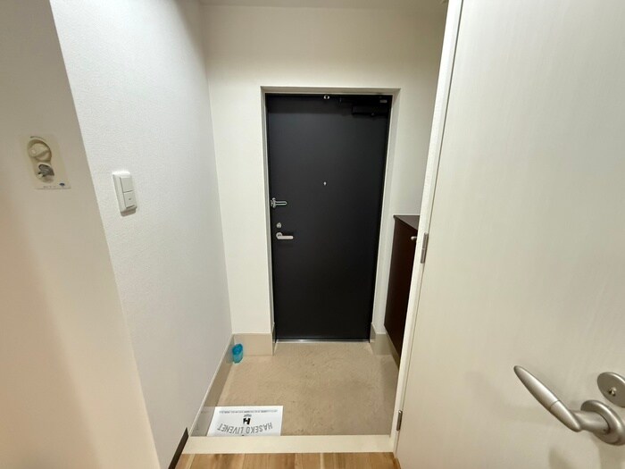 物件内観写真19　(玄関)