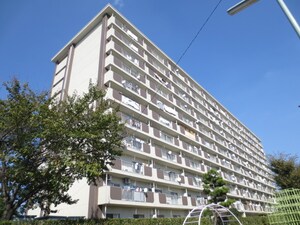 森孝西住宅　１００２号外観写真