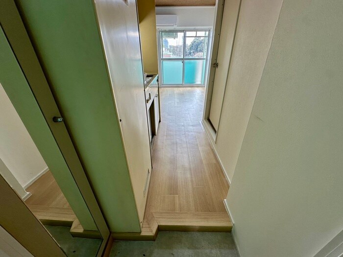 物件内観写真20　(玄関)