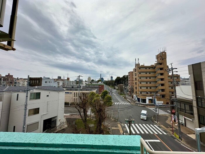 物件内観写真22　(室内からの展望)