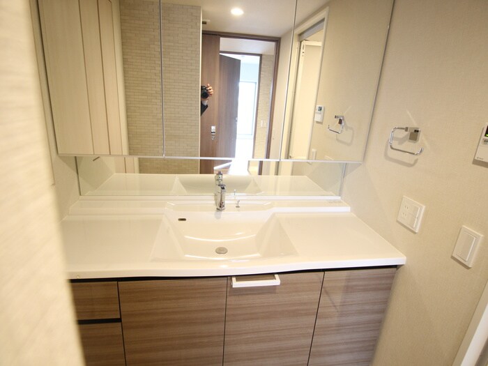 物件内観写真16　(洗面)