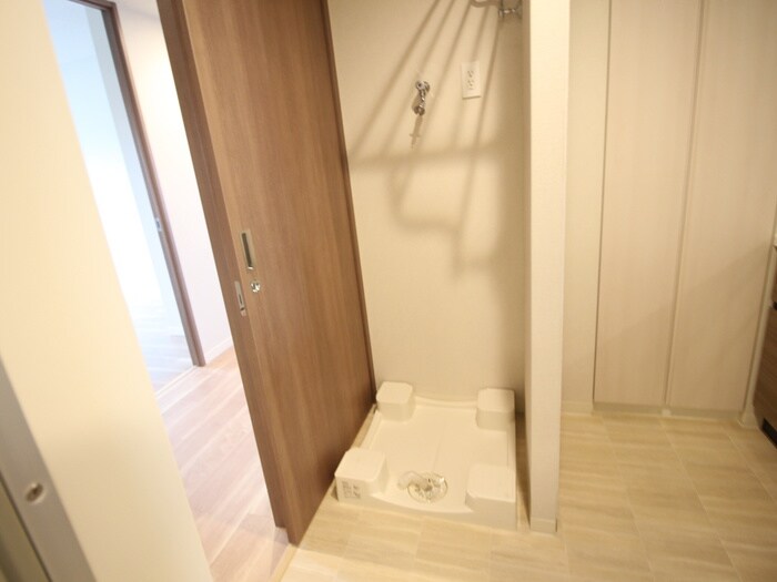 物件内観写真17　(洗濯機置場)