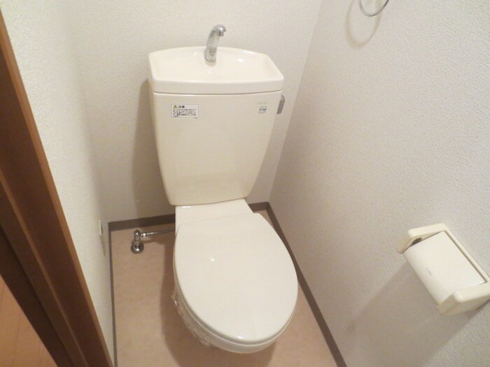 物件内観写真15　(トイレ)