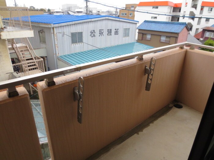 物件内観写真16　(ベランダ・バルコニー)