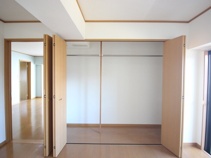 物件内観写真9　(収納)