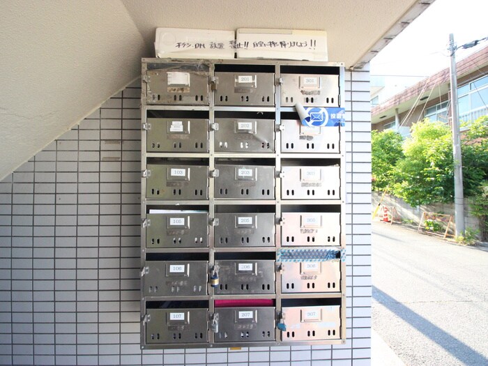 物件外観写真4　(建物設備)