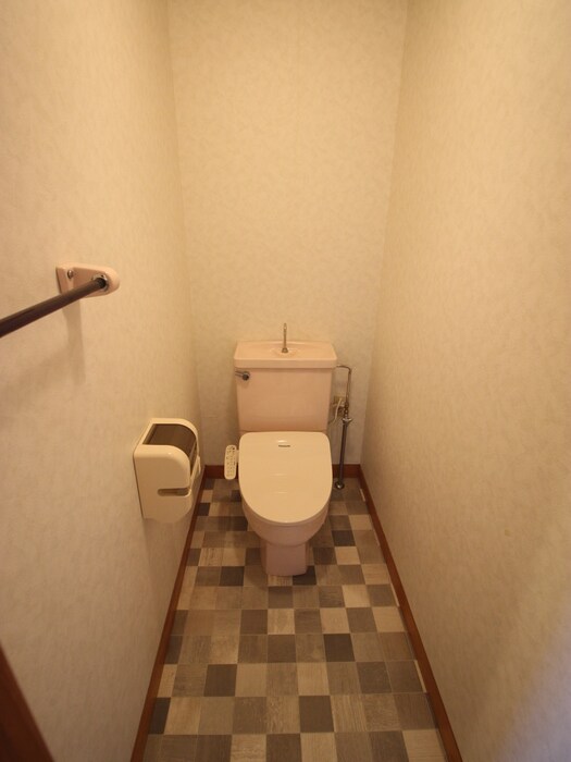 物件内観写真13　(トイレ)