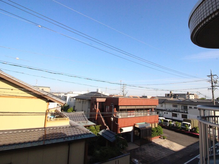 物件内観写真16　(室内からの展望)