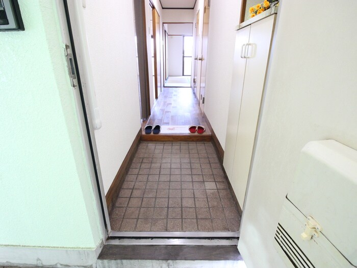 物件内観写真17　(玄関)