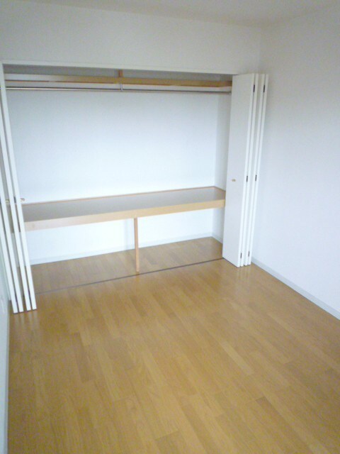 物件内観写真8　(収納)