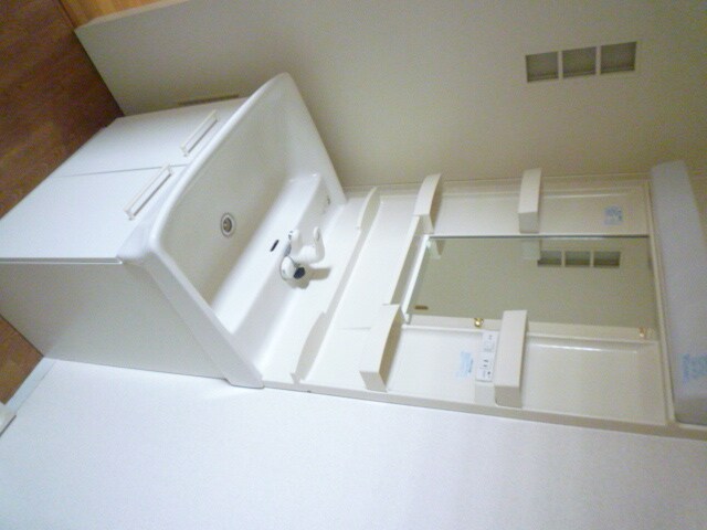 物件内観写真9　(洗面)