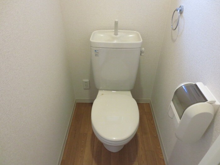 物件内観写真14　(トイレ)