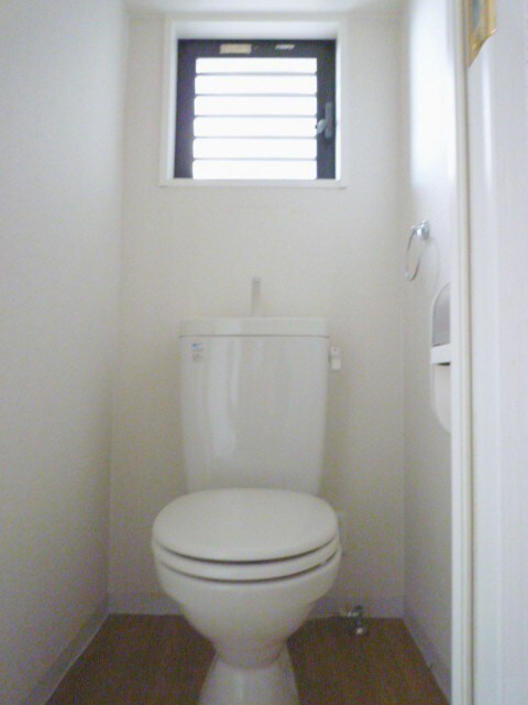 物件内観写真14　(トイレ)