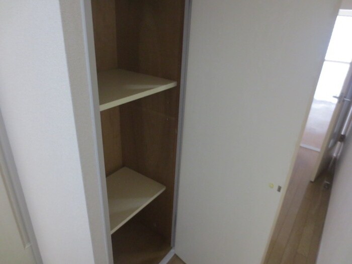 物件内観写真14　(収納)