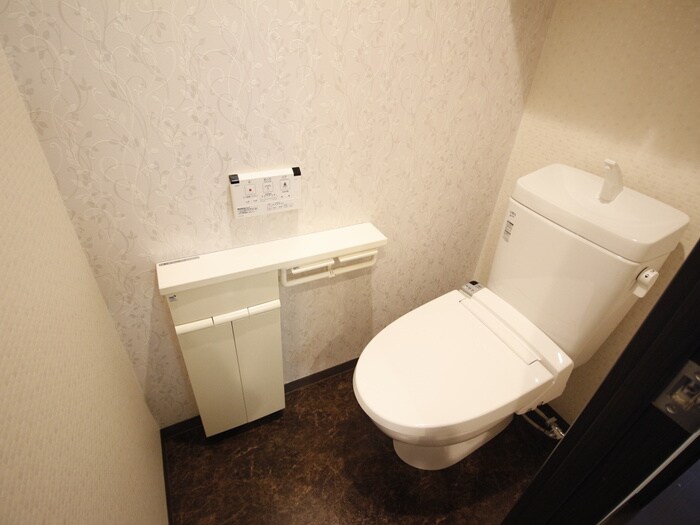 物件内観写真13　(トイレ)