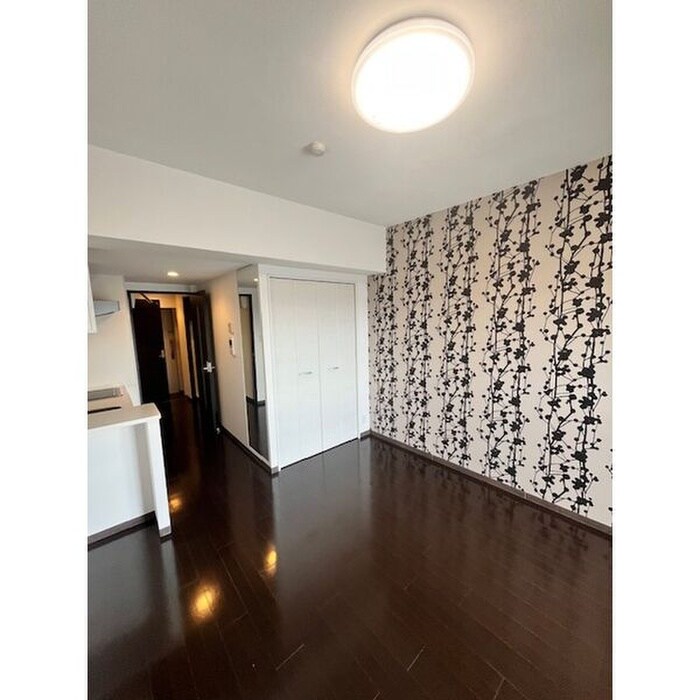 物件内観写真13　(廊下)